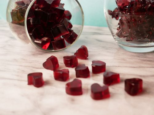 https://theaprilblake.com/wp-content/uploads/2020/02/red-wine-gummies-3-500x375.jpg